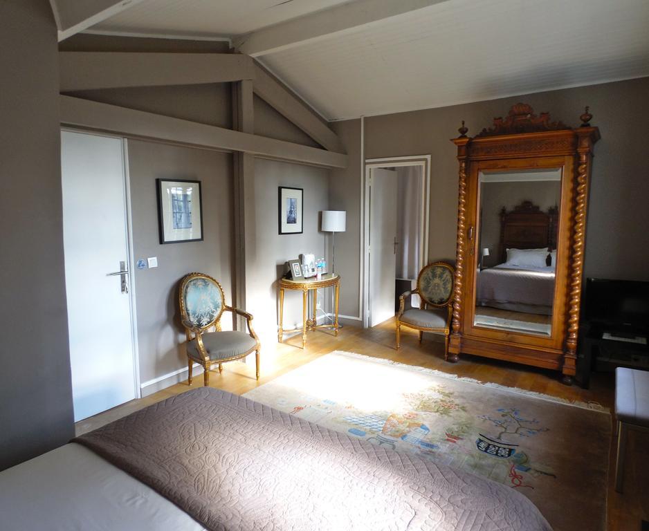 فونتوناي أو روز Bed & Breakfast La Clepsydre الغرفة الصورة